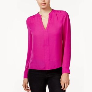 GUESS women Kjenalyn cutout top bright hot Berry fuchsia Pink  M